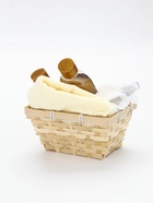 Подарочный набор новогодний в деревянной корзине: гель для душа, пена для ванны и полотенце, аромат тыквенный пирог и ванильный пряник, URAL LAB 10952758