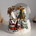 УЦЕНКА Снежный шар новогодний стеклянный «Сани Деда Мороза», музыкальный, световой, d=12 см, 17×16.5×17.5 см - Фото 4