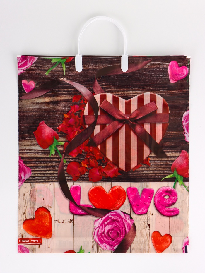 Пакет «С любовью», полиэтиленовый с пластиковой ручкой, 38×44 см, 90 мкм - Фото 1