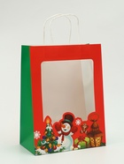 Пакет подарочный бумажный с окном «Снеговик» 26×35×16 см, крафт красный 10851679