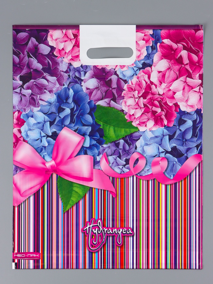 Пакет подарочный «Гортензия», полиэтиленовый с вырубной ручкой 38×47 см, 60 мкм - Фото 1