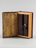 УЦЕНКА Сейф-книга дерево кожзам «Старинная книга» 21×13×5 см - Фото 9