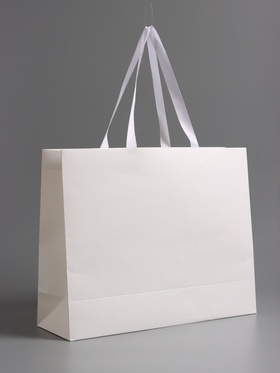 Пакет подарочный "Белый", 40 х 32 х 13 см