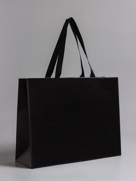 Пакет подарочный ламинированный горизонтальный «Черный», 32×25×11 см 10919595