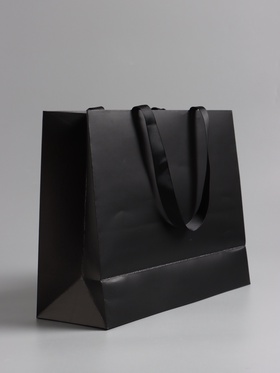 Пакет подарочный "Черный", 32 х 25 х 11 см
