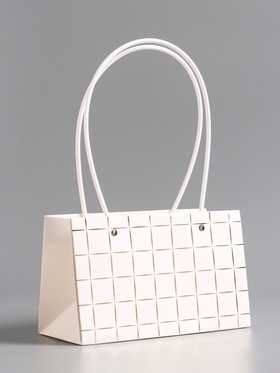 Сумка переноска для цветов, влагостойкая, белая, с тиснением, 22?10.5?13.5±5% см (комплект 10 шт)