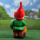 Садовая фигура "Гном с пивом" 18х13х36см - Фото 3