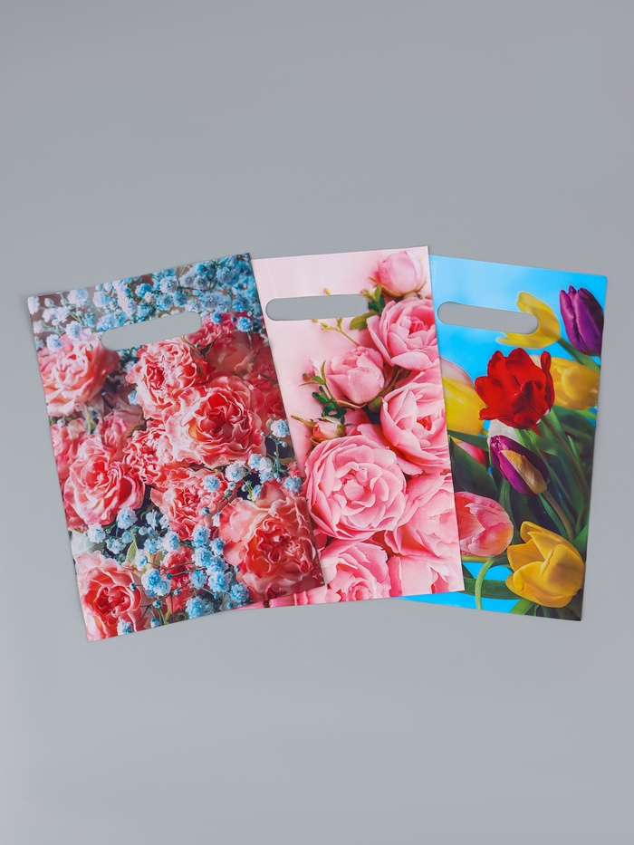 Ассорти подарочных пакетов полиэтиленовых с вырубной ручкой, 20 х 30 см, 30 мкм - Фото 1