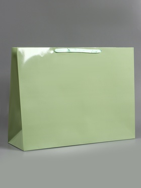 Пакет подарочный ламинированный горизонтальный «Хаки», XXL 61×46×20 см