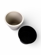 Кашпо для цветов «Стрип», 30 л, d=39 см, h=37 см, пластиковое, со вставкой, бежевое 10970974