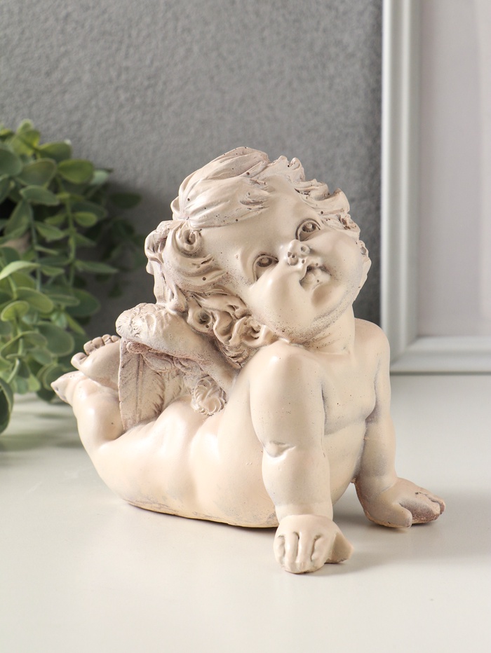 Фигурка гипс «Ангел на ладошках», 14×17×9 см, состаренный эффект, слоновая кость