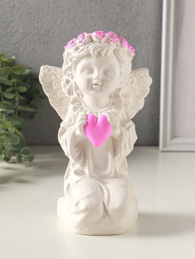 Фигурка гипс «Ангел с сердечком на коленях», 18×11×8 см, белый с росписью