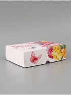 Коробка для кондитерских изделий «Ты прекрасна», 17 × 20 × 6 см 10908532