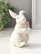 Фигурка керамика «Зайка с цветком», белый, 4.5×8×11.8 см 10903013