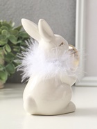 Фигурка «Зайка с золотым пасхальным яичком», керамика, пух, белый 8×10.5×14 см - фото 65466363
