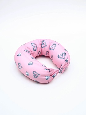 Подушка для путешествий компактная «Сердечки», 32×20 см