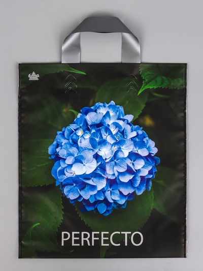 Пакет подарочный «Перфекто Гортензия» полиэтиленовый, с петлевой ручкой, 35×31 см 95 мкм