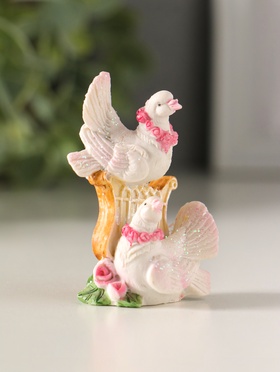 Фигурка полистоун «Голуби в розовом венке», 6×4 см  (артикул 10982398)  большой выбор товаров оптом и в розницу по низким ценам с доставкой