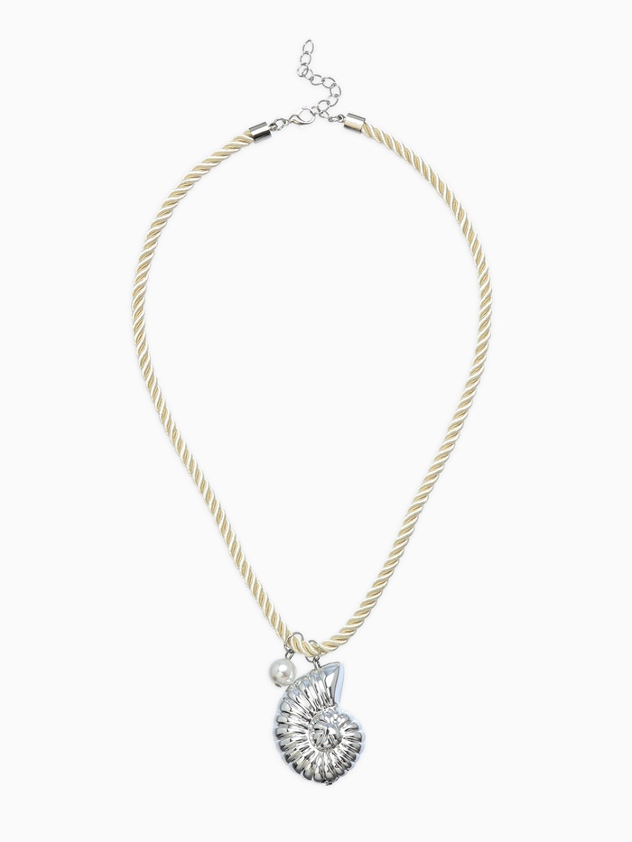 Кулон на жгуте текстильном 