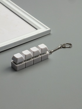 Брелок - антистресс для ключей на карабине «Клавиши кейкап», белый, 7.6×2×2.7 см
