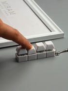 Брелок - антистресс для ключей на карабине «Клавиши кейкап», белый, 7.6×2×2.7 см - фото 65468214