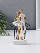 Фигура полистоун «Парочка стоит на лестнице с перилами», бело-золотой, 4.4×12.5×21 см - Фото 4