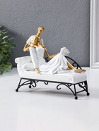 Фигура полистоун «Парочка лежит на кушетке», бело-золотой, 7×21.5×18.5 см - Фото 3