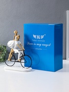 Сувенир полистоун "Парочка на велосипеде" бело-золотой 8,5х23х29 см 10954823