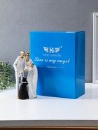 Сувенир полистоун "Родители с детьми" бело-золотой 8,5х13х25 см 10954831