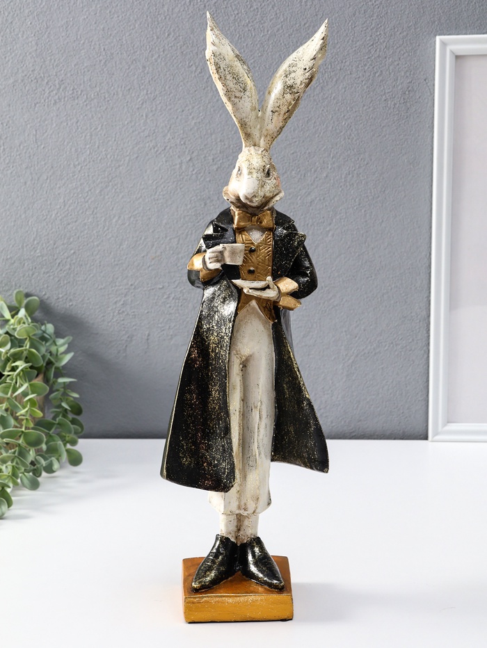 Фигура полистоун «Заяц с чашкой чая», 13.5×11×46.5 см - Фото 1