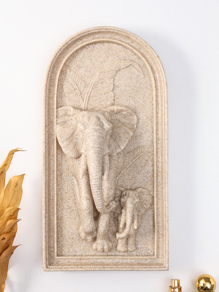 Панно настенное полистоун «Слон со слонёнком в джунглях», песочный, 19.2×7.4×37.2 см - Фото 1