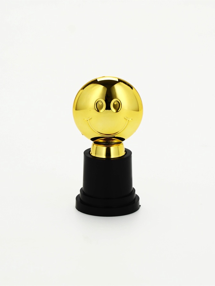Кубок наградная фигура «Смайл», пластик, 10.4×6×5.1 см - Фото 1