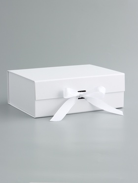 Коробка подарочная с бантом складная 29 х 22 х 10,5 см Белая