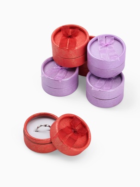 Набор коробочек под кольцо 6шт. «Бочонок», 5,2×5,2 (полезня часть 4,5×4,5), цв МИКС (646003)   10948