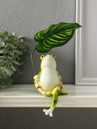 Фигурка настольная полистоун «Лягуха под пальмовым листом», на полку, 5.8×7.5×14.5 см - фото 809457268