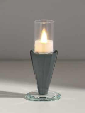 Подсвечник на 1 свечу «Пирамида с гранями», стекло, прозрачный, d=7 см, 7×7×9.5 см