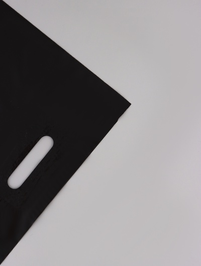 Пакет полиэтиленовый с вырубной ручкой, Чёрный 30×40 см, 60 мкм