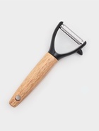 Овощечистка Magistro, 17×7×2.5 см, нержавеющая сталь, ручка каучук, бежевая, чёрная - Фото 3