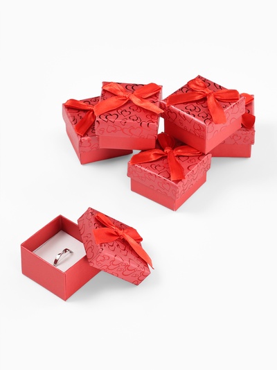 Набор коробочек подарочных под кольцо 6 шт. «Блестящие сердца», 5×5 см, (полезная часть 4.5×4.5 см), красный