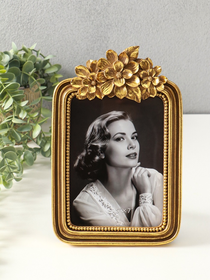 Фоторамка для фото 13×18 см «Цветочный венок», полистоун под золото, 25×16.5×1.5 см - Фото 1