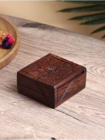 УЦЕНКА Шкатулка резная "Цветок" дерево соно,10х10х5 см