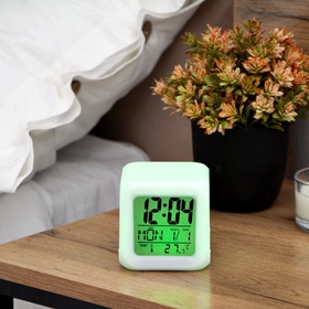 {{photo.Alt || photo.Description || 'УЦЕНКА Часы - будильник Luazon LB-03, дата, температура, белый'}}