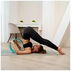 УЦЕНКА Йога-колесо Sangh «Лотос», 30.5×12 см, цвет мятный, чёрный - Фото 7