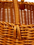 Корзина плетёная для хранения, 32×25×21 см, ручка h=17 см, пластиковая, коричневая - фото 68976947