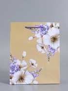 Пакет подарочный ламинированный «Самой нежной», бежевый - сиреневый, 18×22.3×10 см - фото 68977324