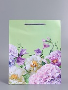 Пакет подарочный ламинированный «Цветы», 26×12×32 см - фото 68977426