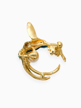 Брошь «Колибри с бусиной», цветная в золоте