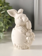 Фигурка гипс «Заяц пасхальный с букетом», 11×6 см  (артикул 10982495)  большой выбор товаров оптом и в розницу по низким ценам с доставкой