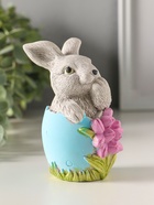 Фигурка гипс «Заяц пасхальный с букетом», 11×6 см, цветной  (артикул 10982496)  большой выбор товаров оптом и в розницу по низким ценам с доставкой