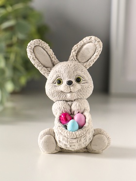 Фигурка гипс «Кролик с корзиной яиц», 5×5×8 см, серый  (артикул 10982505)  большой выбор товаров оптом и в розницу по низким ценам с доставкой